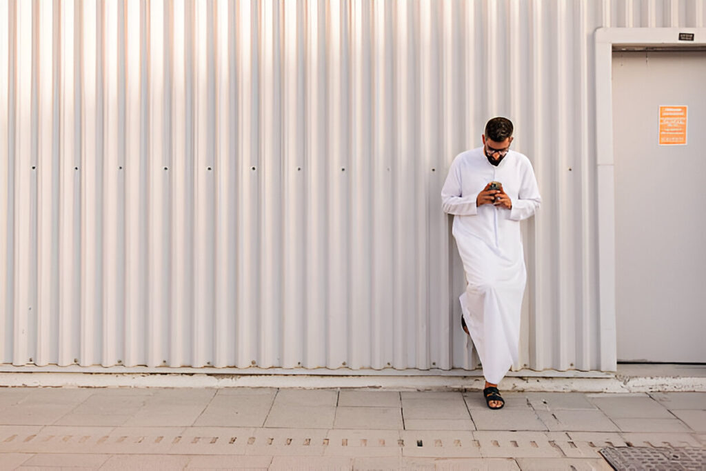 Modern emarati man wearing a emarati sandal 