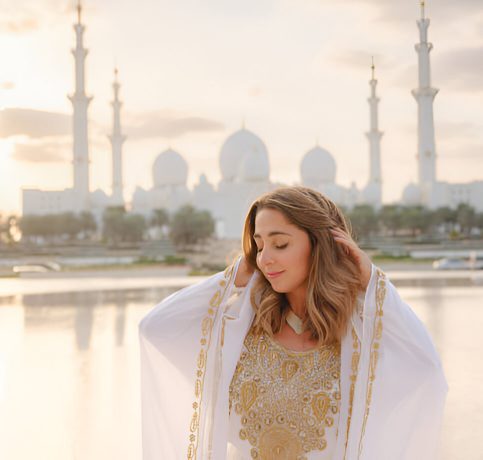 Luxury abaya tailor